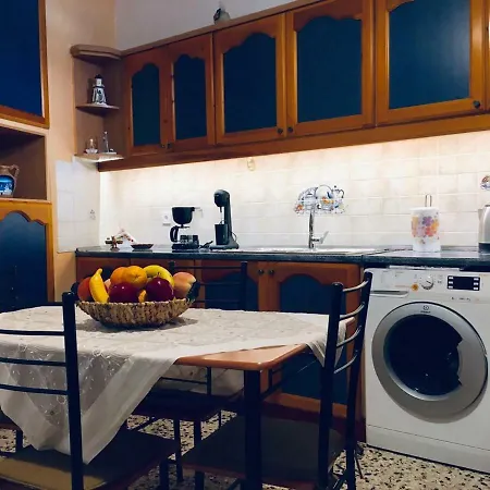 Atlantida Spacious Flat Fira (Santorini)